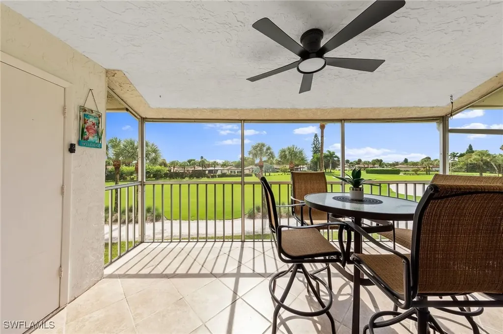 272 Winners Circle Naples FL 34112