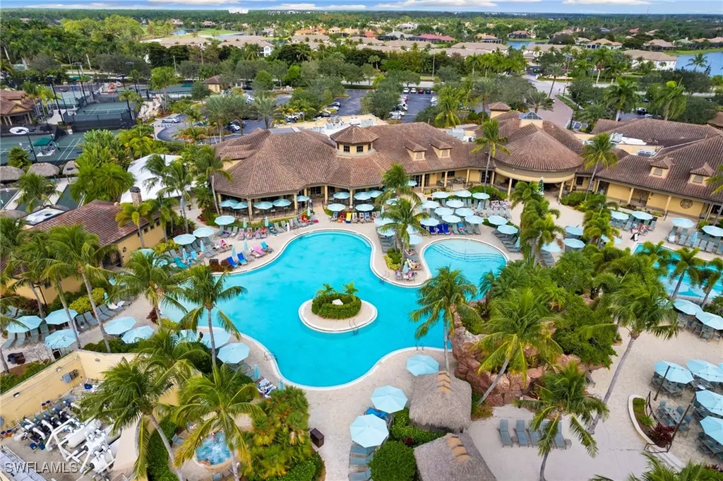 7876 Hawthorne Drive Naples FL 34113