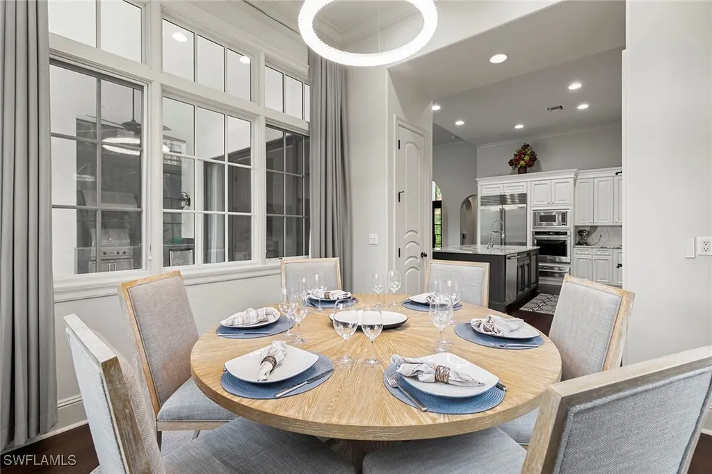 2896 Tiburon Boulevard E Naples FL 34109