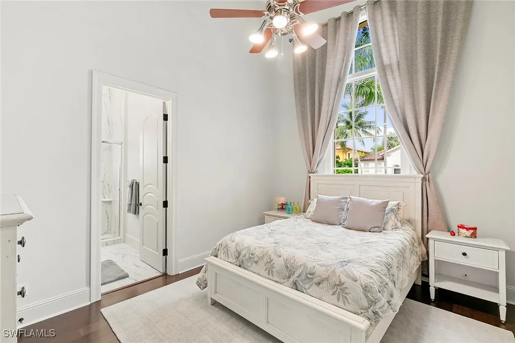 2896 Tiburon Boulevard E Naples FL 34109