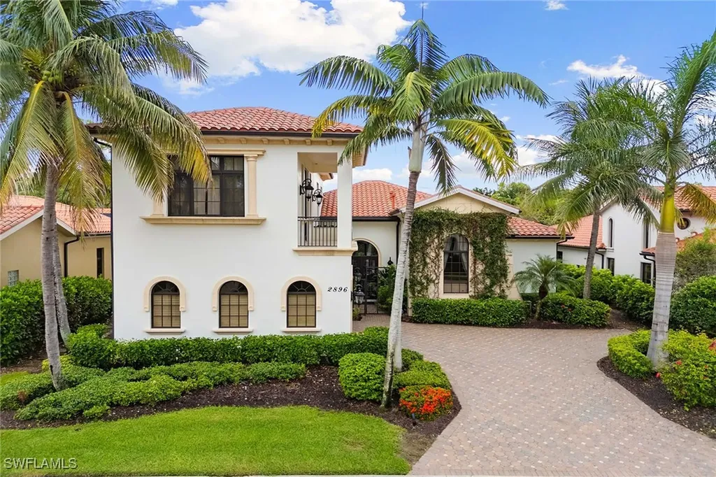 2896 Tiburon Boulevard E Naples FL 34109