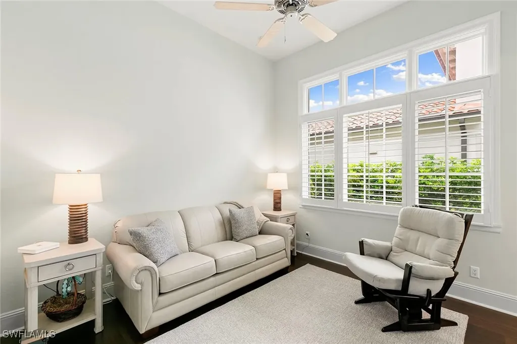 2896 Tiburon Boulevard E Naples FL 34109
