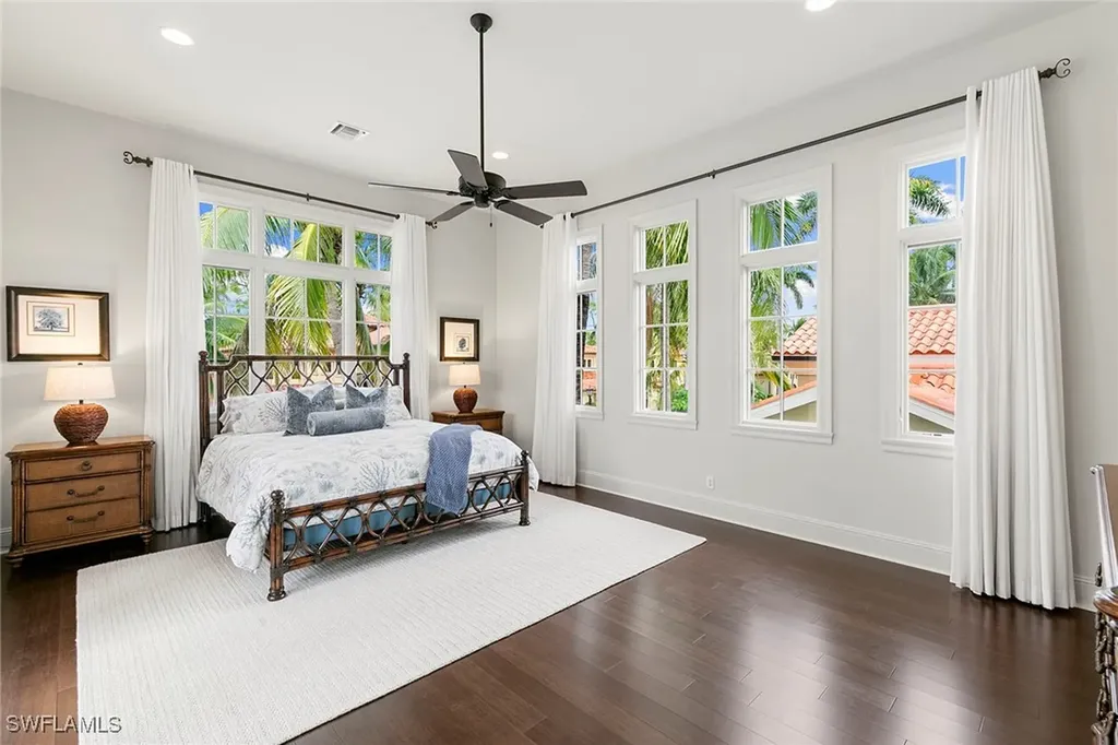 2896 Tiburon Boulevard E Naples FL 34109