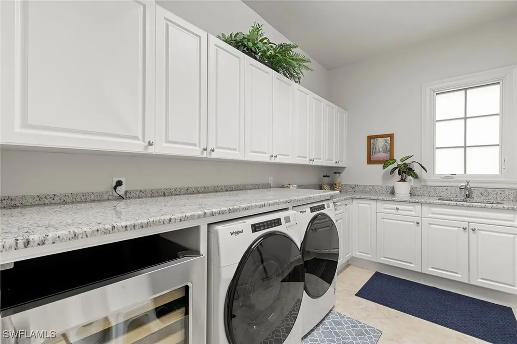 2896 Tiburon Boulevard E Naples FL 34109