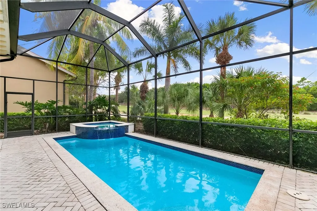 2896 Tiburon Boulevard E Naples FL 34109