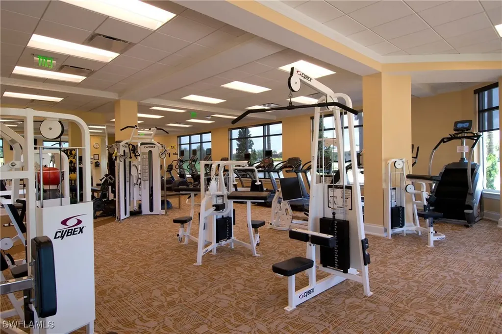 4675 Winged Foot Court Naples FL 34112