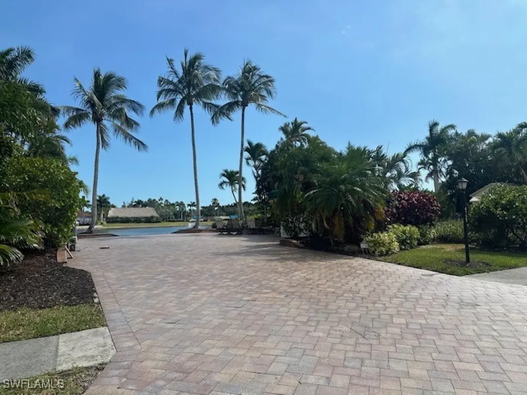 4755 Southern Breeze Drive Naples FL 34114