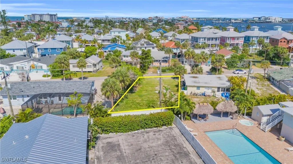 250 Fairweather Lane Fort Myers Beach FL 33931