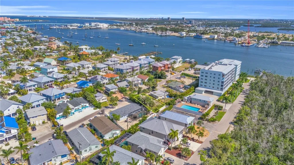 250 Fairweather Lane Fort Myers Beach FL 33931