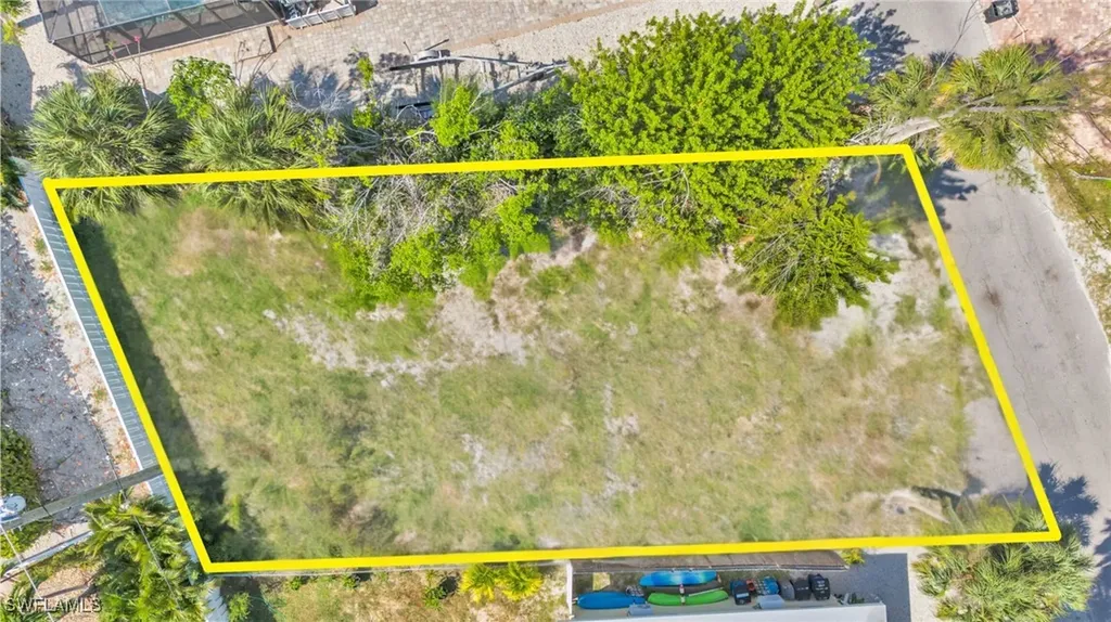 250 Fairweather Lane Fort Myers Beach FL 33931