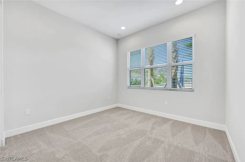 2440 Cambridge Way Naples FL 34112