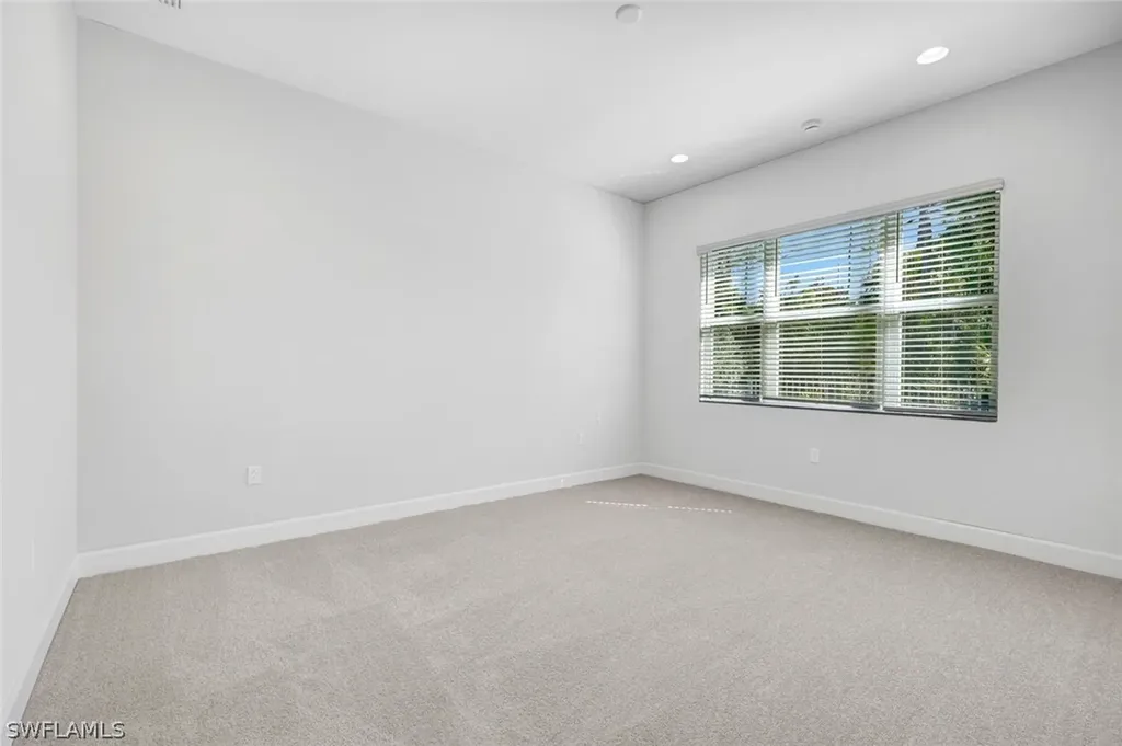 2440 Cambridge Way Naples FL 34112