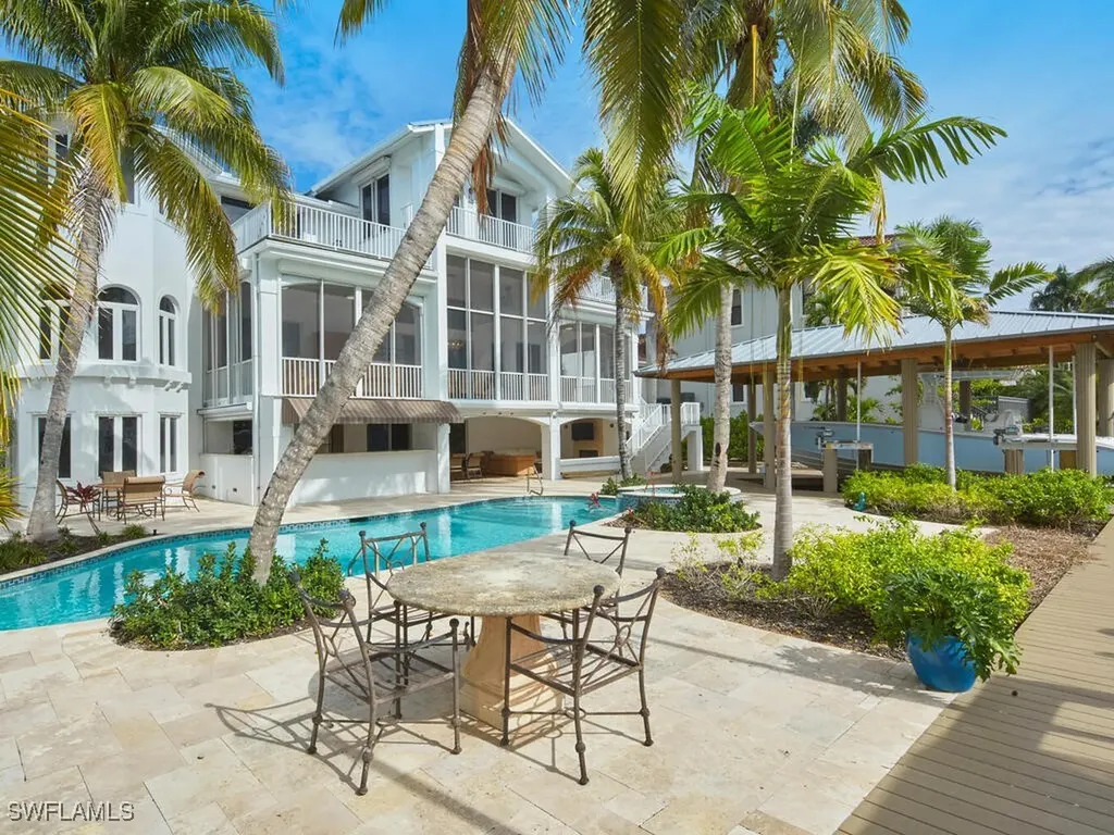 720 17th Avenue S Naples FL 34102