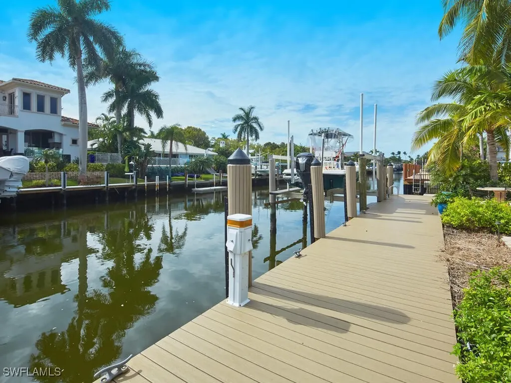 720 17th Avenue S Naples FL 34102