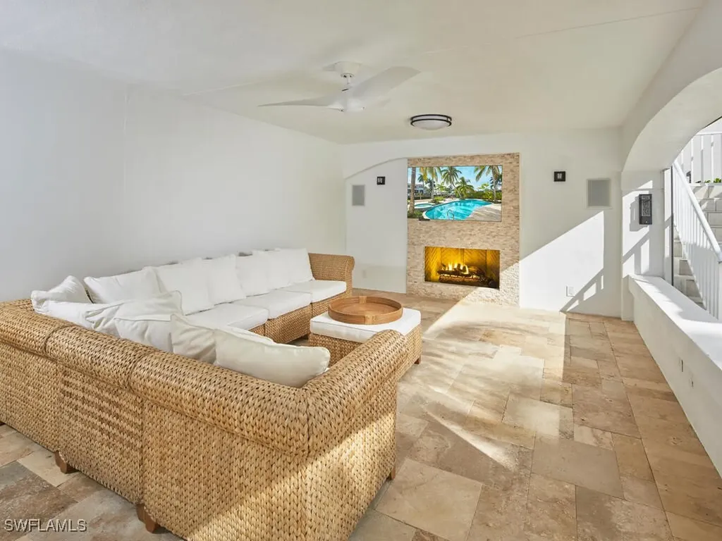 720 17th Avenue S Naples FL 34102