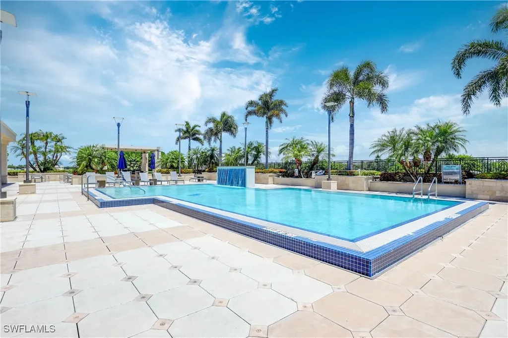 9115 Strada Place Naples FL 34108