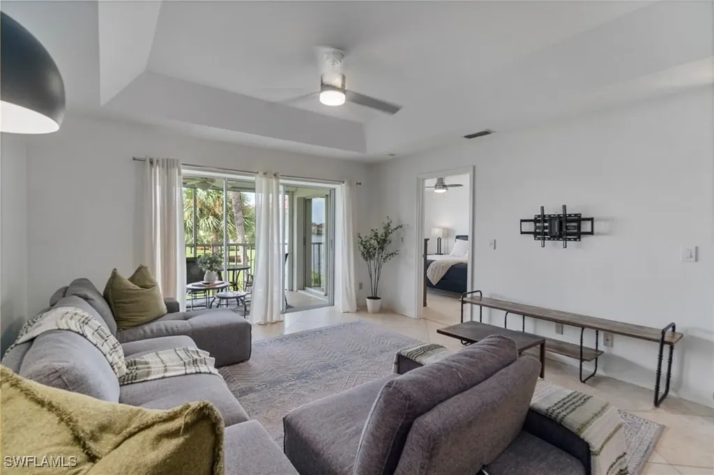 505 Mardel Drive Naples FL 34104