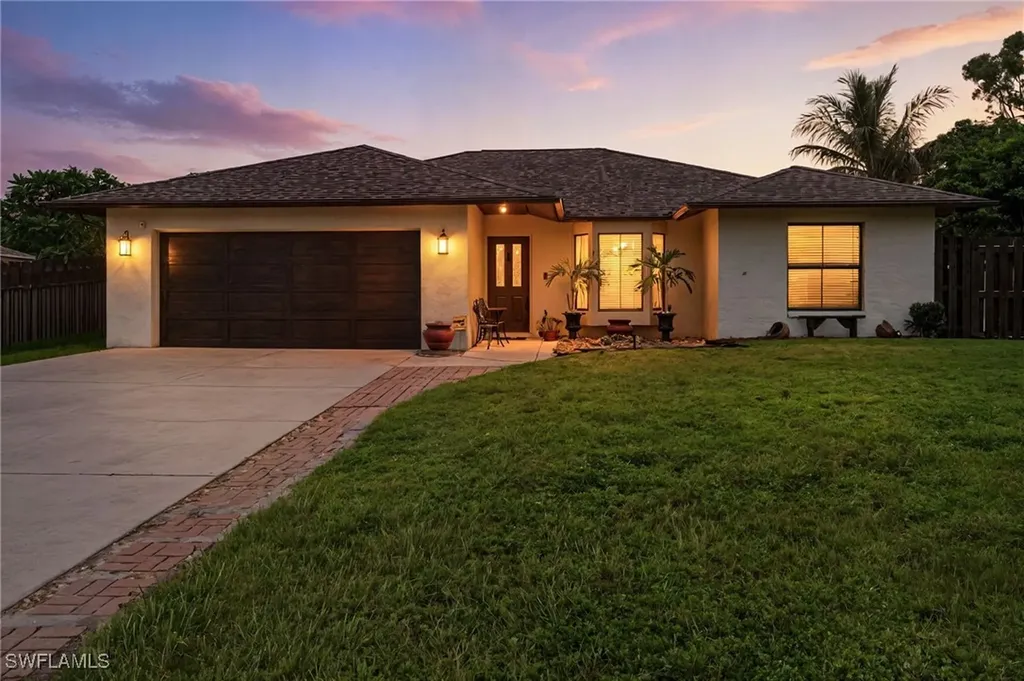 5017 28th Avenue SW Naples FL 34116