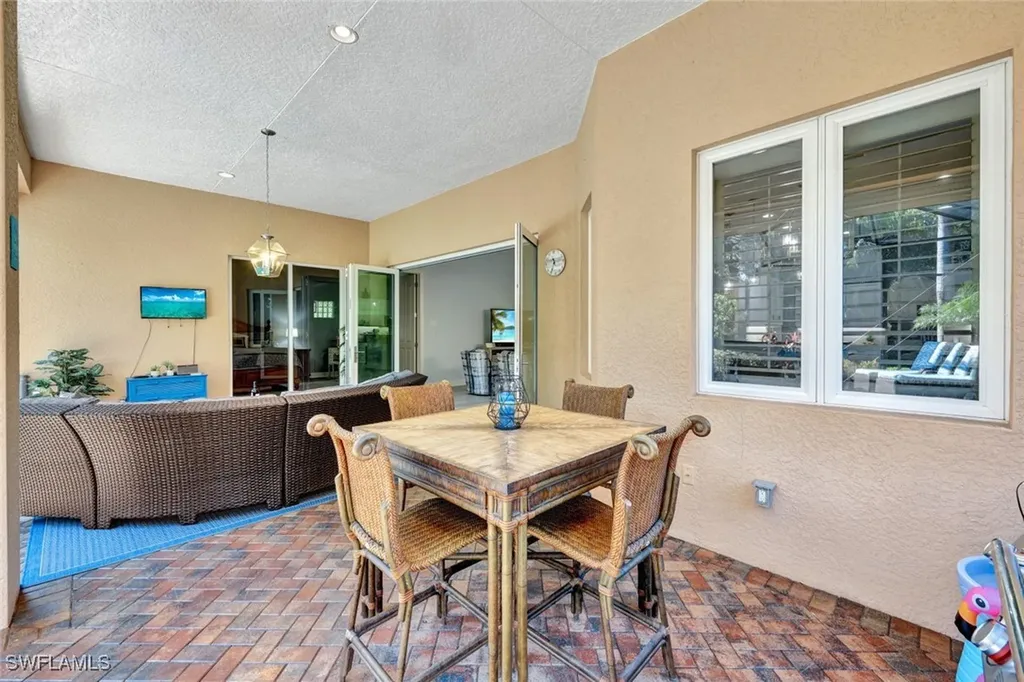 5620 Hammock Isle Drive Naples FL 34119