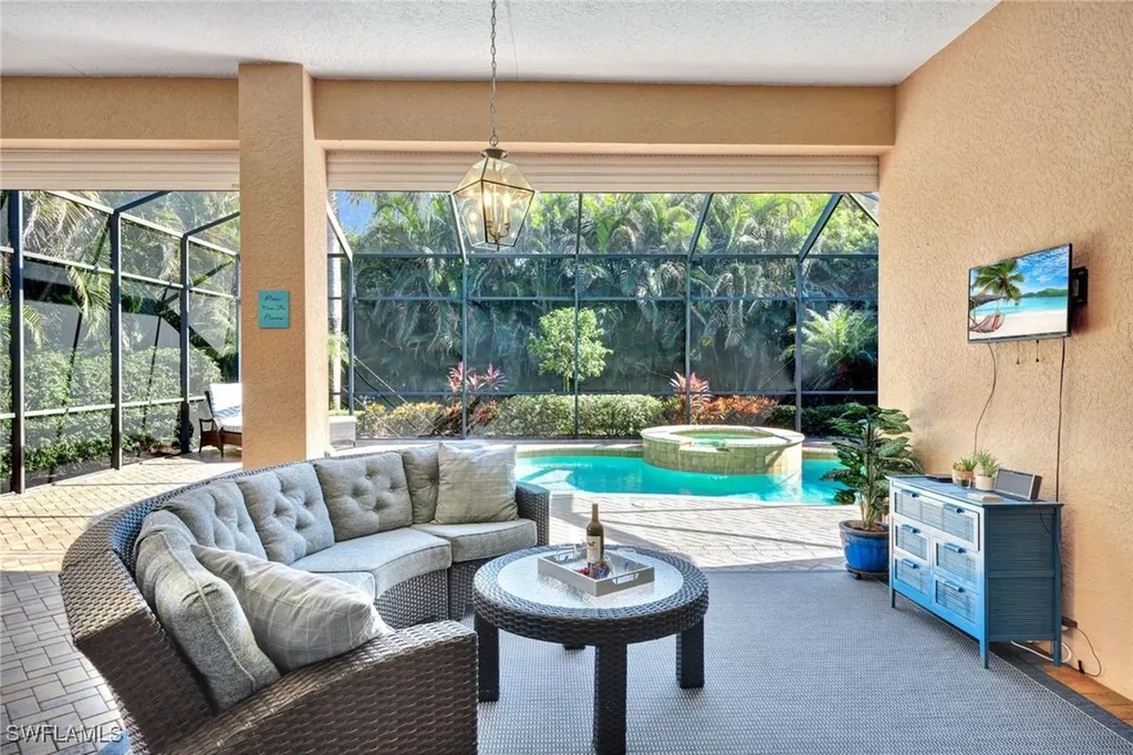 5620 Hammock Isle Drive Naples FL 34119