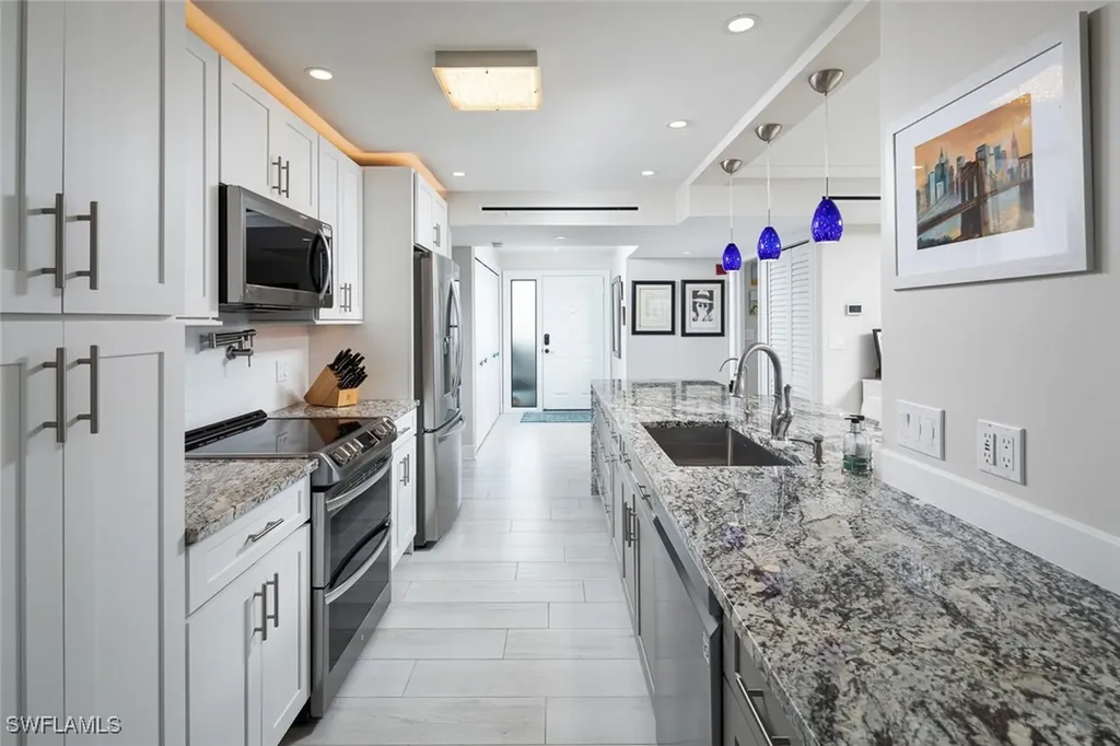 11 Bluebill Avenue Naples FL 34108