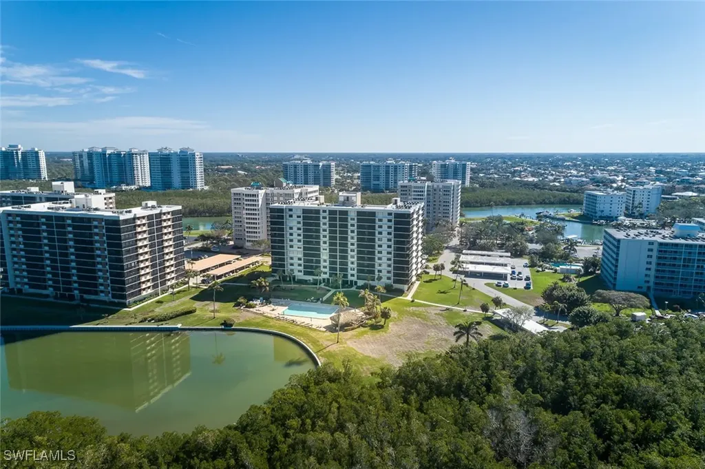 11 Bluebill Avenue Naples FL 34108