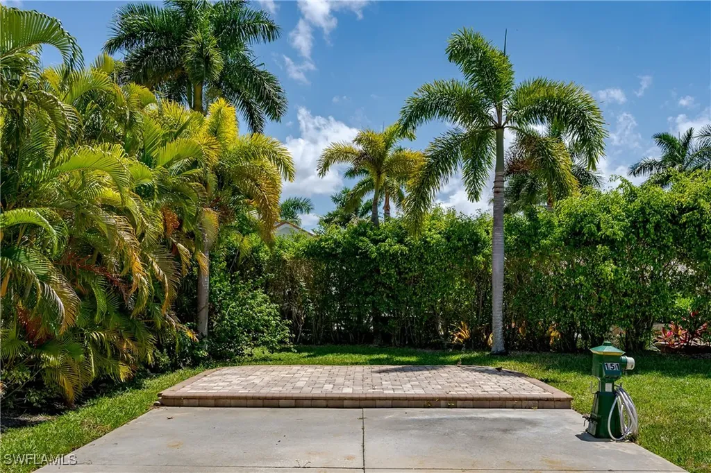 13430 Ladyfish Lane Naples FL 34114