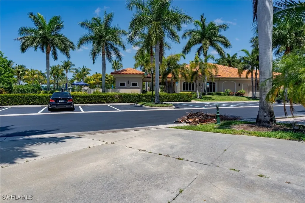 13430 Ladyfish Lane Naples FL 34114