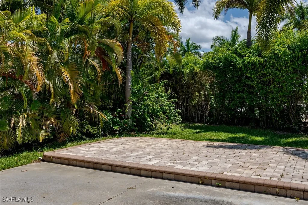 13430 Ladyfish Lane Naples FL 34114