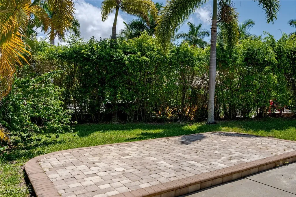 13430 Ladyfish Lane Naples FL 34114
