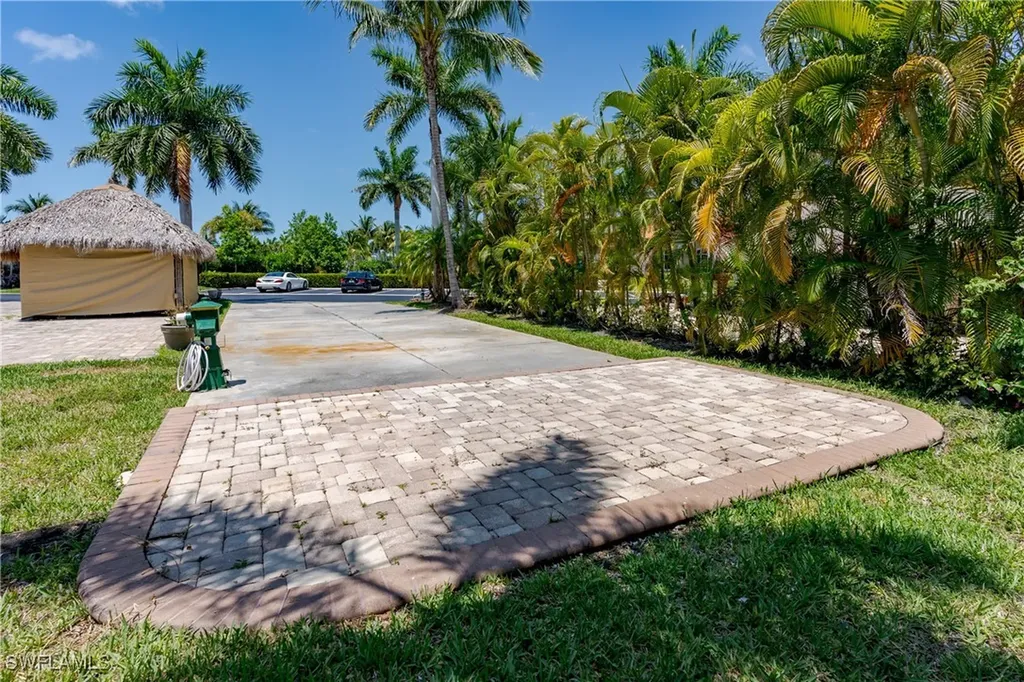 13430 Ladyfish Lane Naples FL 34114