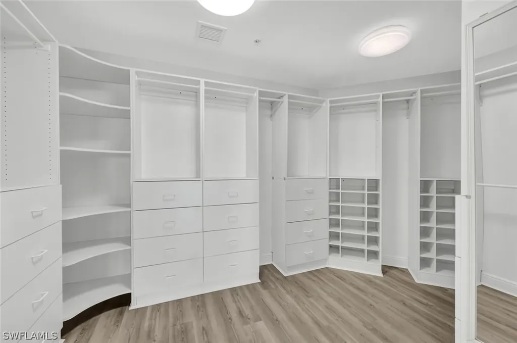 275 Indies Way Naples FL 34110