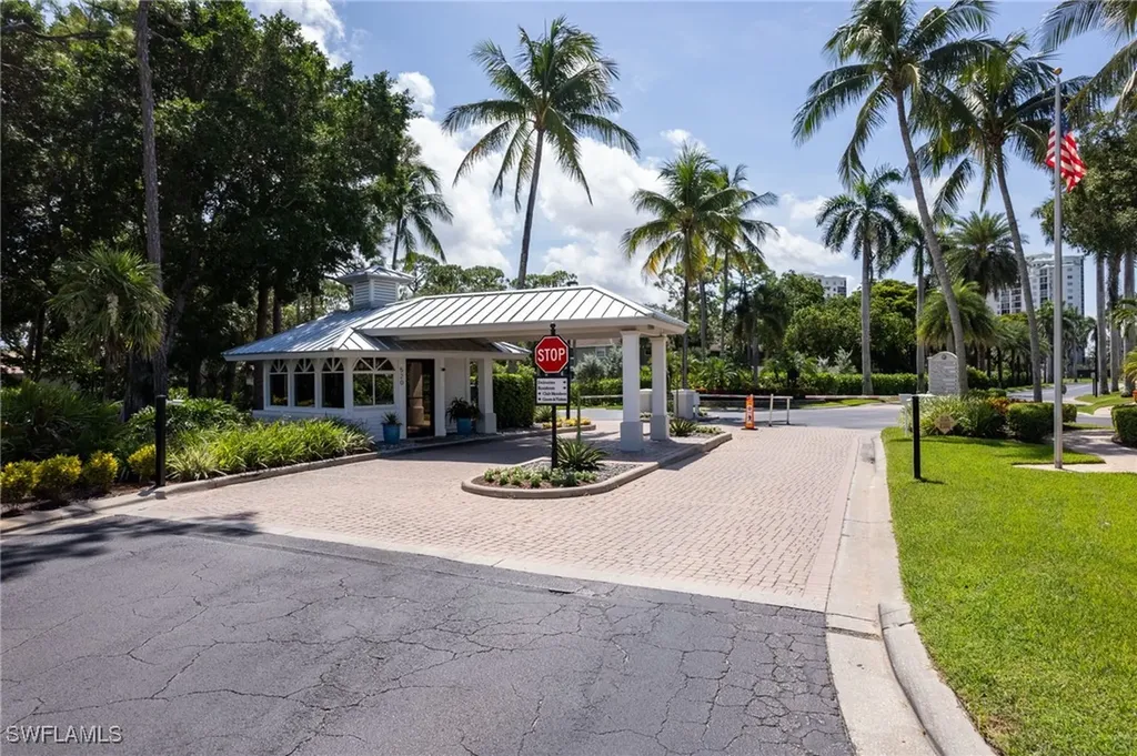 754 Wiggins Bay Drive Naples FL 34110