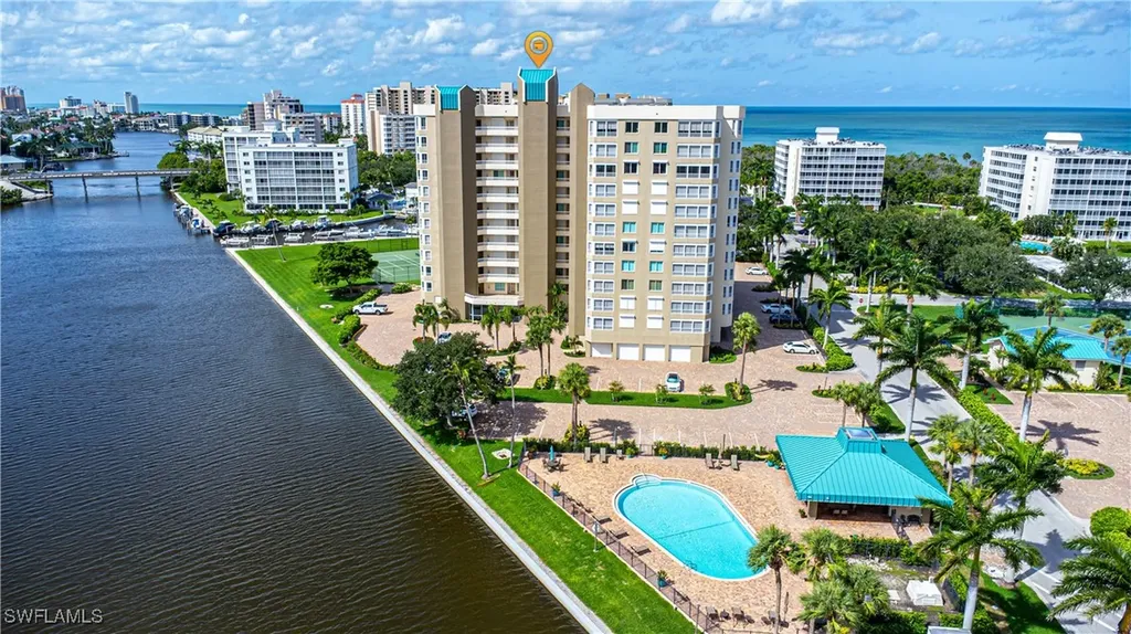 25 Bluebill Avenue Naples FL 34108