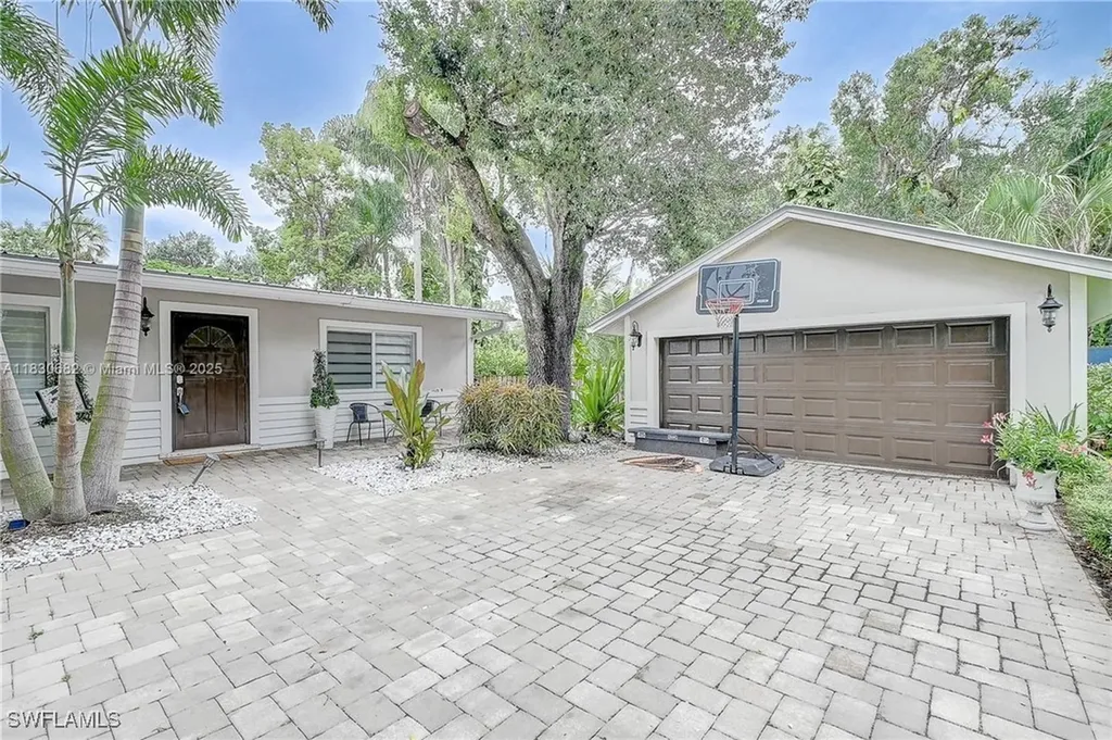 369 Caloosa Drive Labelle FL 33935