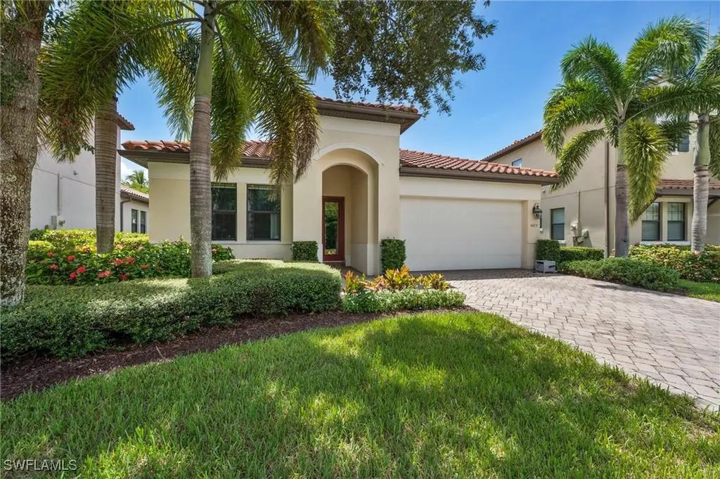 4072 Raffia Drive Naples FL 34119