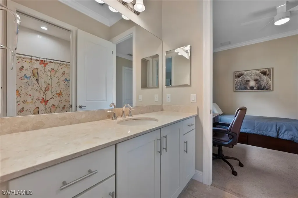 4072 Raffia Drive Naples FL 34119