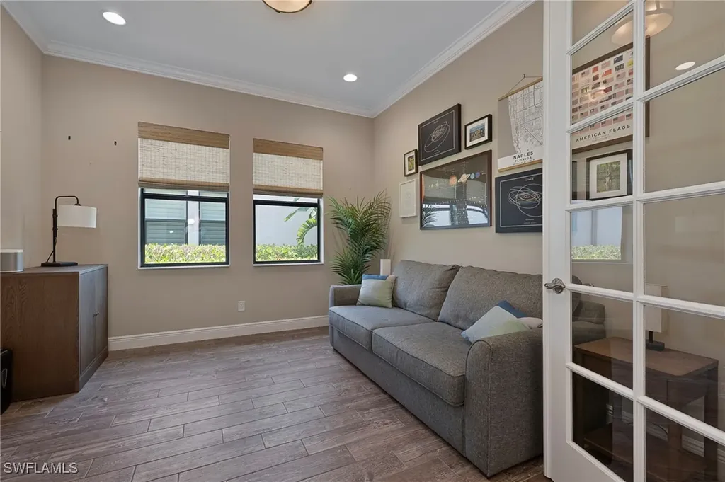 4072 Raffia Drive Naples FL 34119