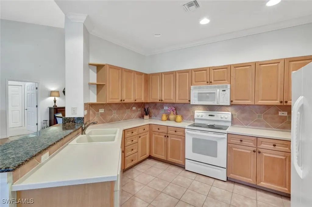 8275 Danbury Boulevard Naples FL 34120