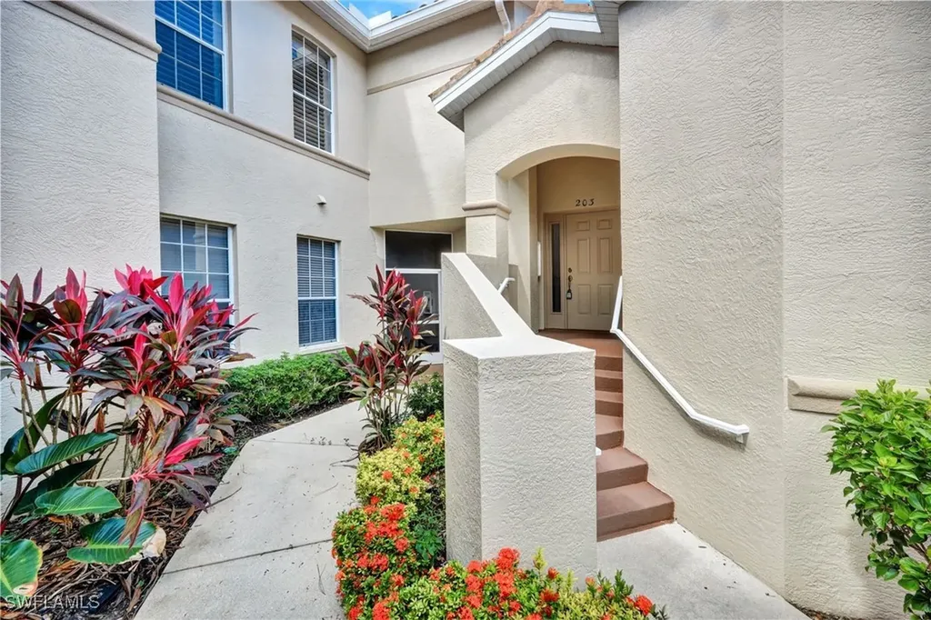 8275 Danbury Boulevard Naples FL 34120