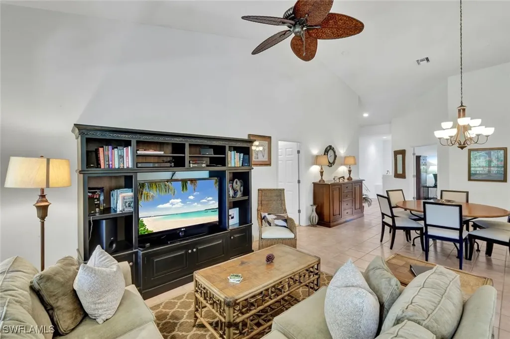 8275 Danbury Boulevard Naples FL 34120