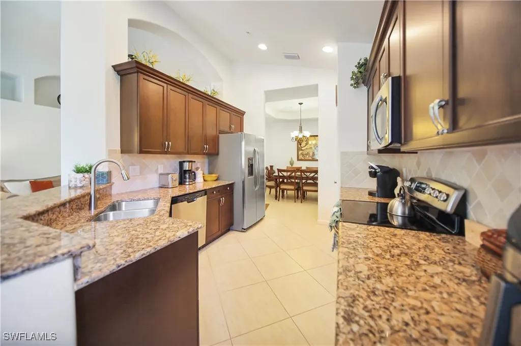 6641 Alden Woods Circle Naples FL 34113
