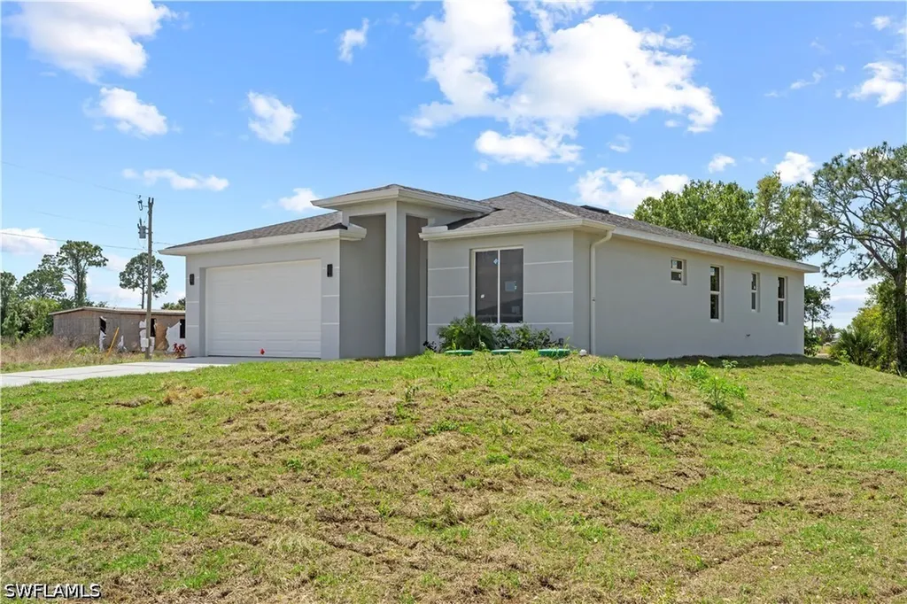 842 Naples Avenue S Lehigh Acres FL 33974