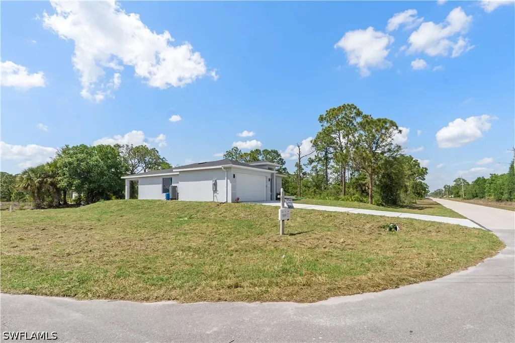 842 Naples Avenue S Lehigh Acres FL 33974