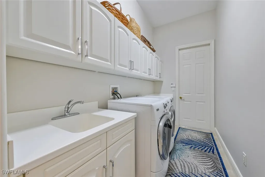 5999 Hammock Isle Circle Naples FL 34119