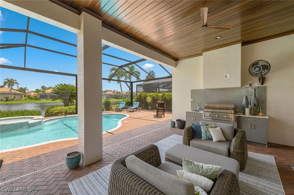 5999 Hammock Isle Circle Naples FL 34119