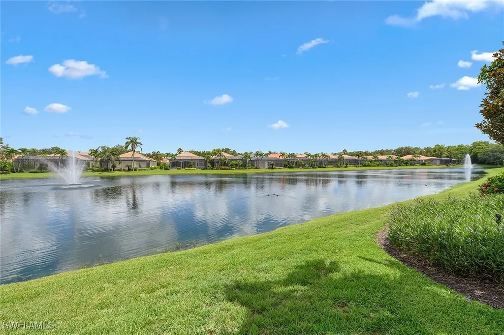 5999 Hammock Isle Circle Naples FL 34119