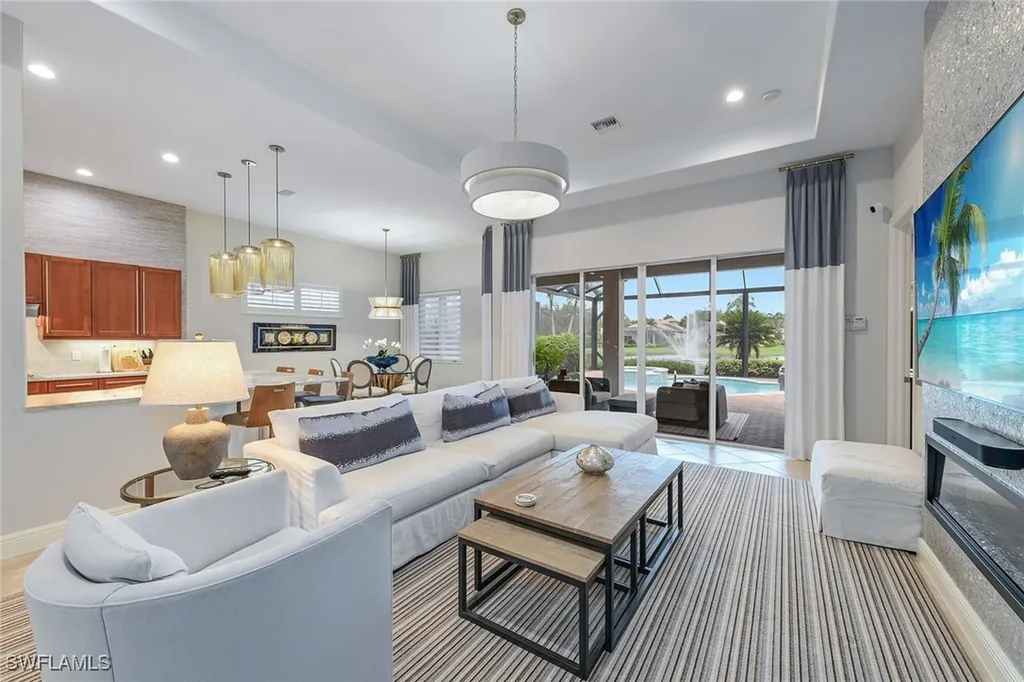 5999 Hammock Isle Circle Naples FL 34119