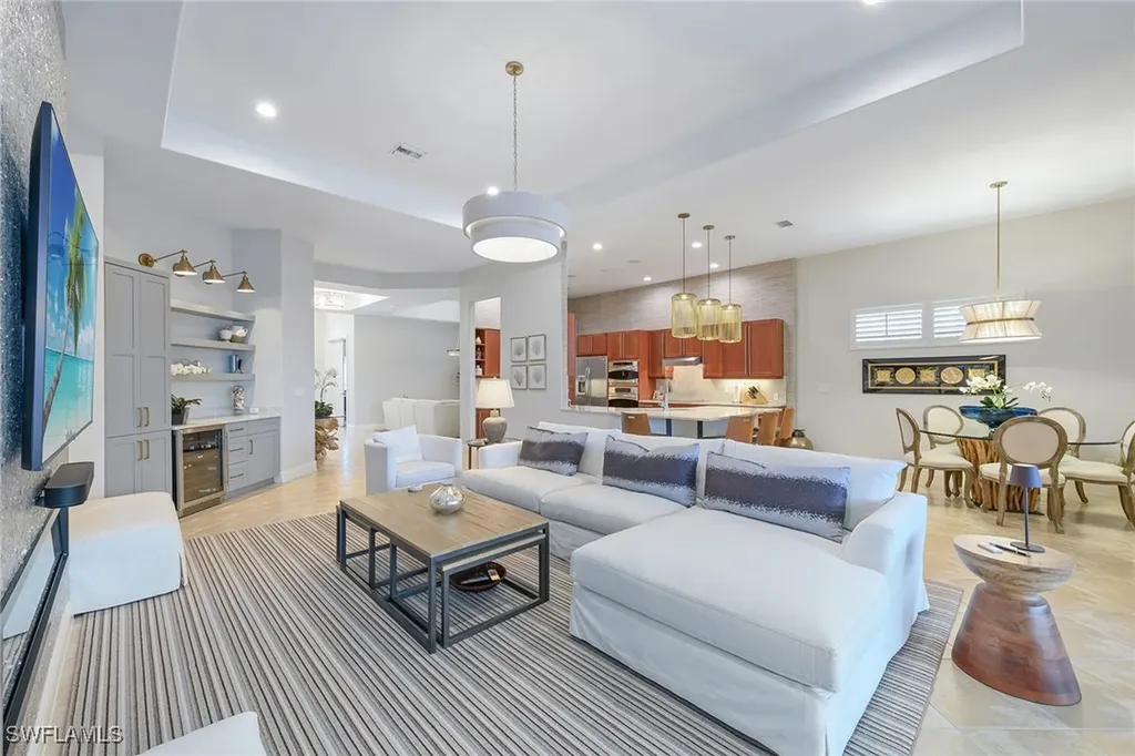 5999 Hammock Isle Circle Naples FL 34119