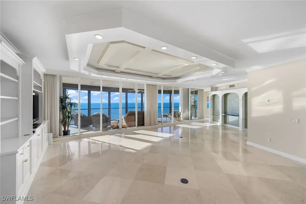 8665 Bay Colony Drive Naples FL 34108